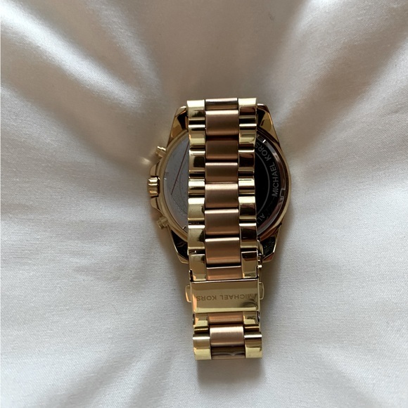 Michael Kors Women’s Watch main image 5